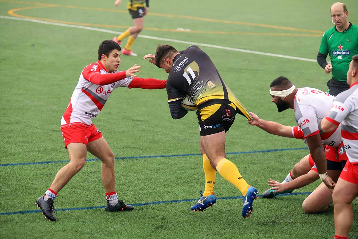 Fotos: Así ha sido la derrota del UBU Colina Clinic ante el Ampo Ordizia