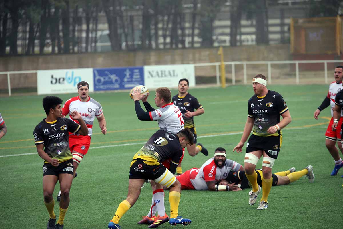 Fotos: Así ha sido la derrota del UBU Colina Clinic ante el Ampo Ordizia