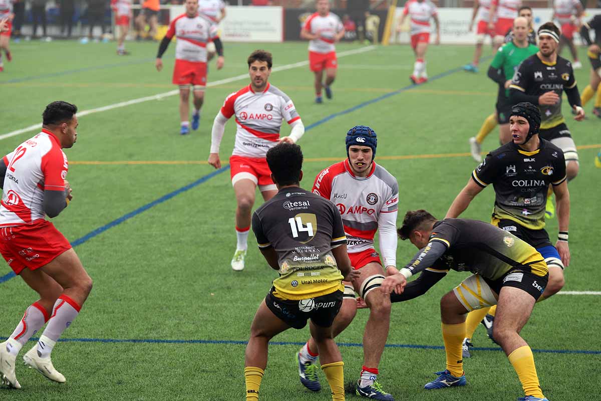 Fotos: Así ha sido la derrota del UBU Colina Clinic ante el Ampo Ordizia