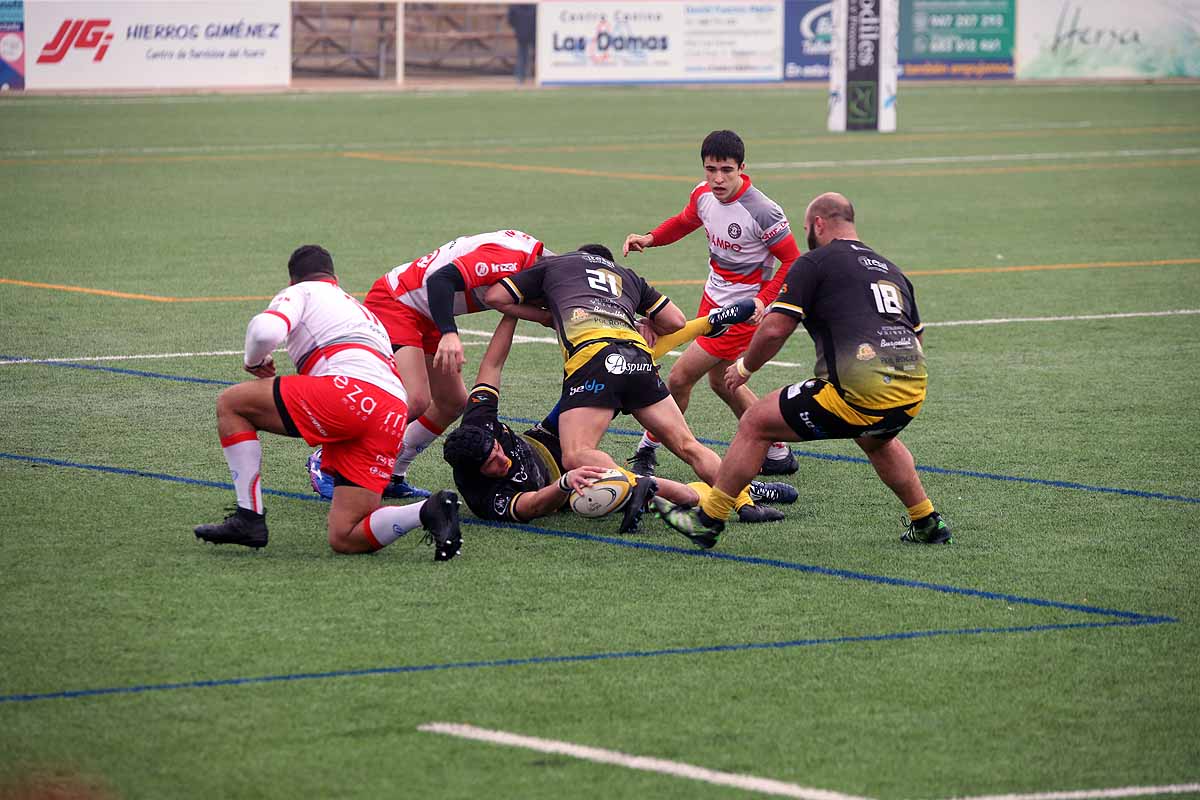 Fotos: Así ha sido la derrota del UBU Colina Clinic ante el Ampo Ordizia