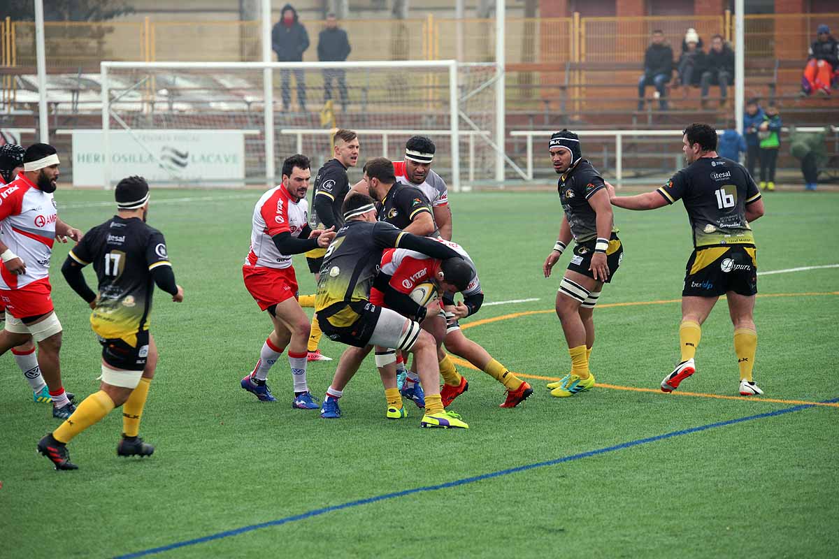 Fotos: Así ha sido la derrota del UBU Colina Clinic ante el Ampo Ordizia