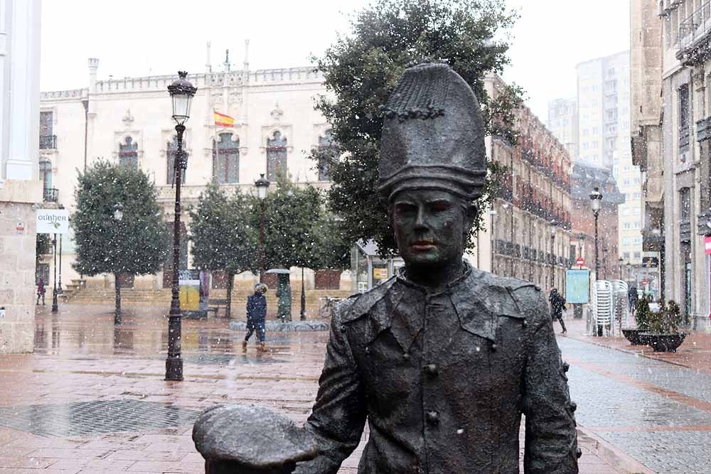 Fotos: La nieve llega a Burgos