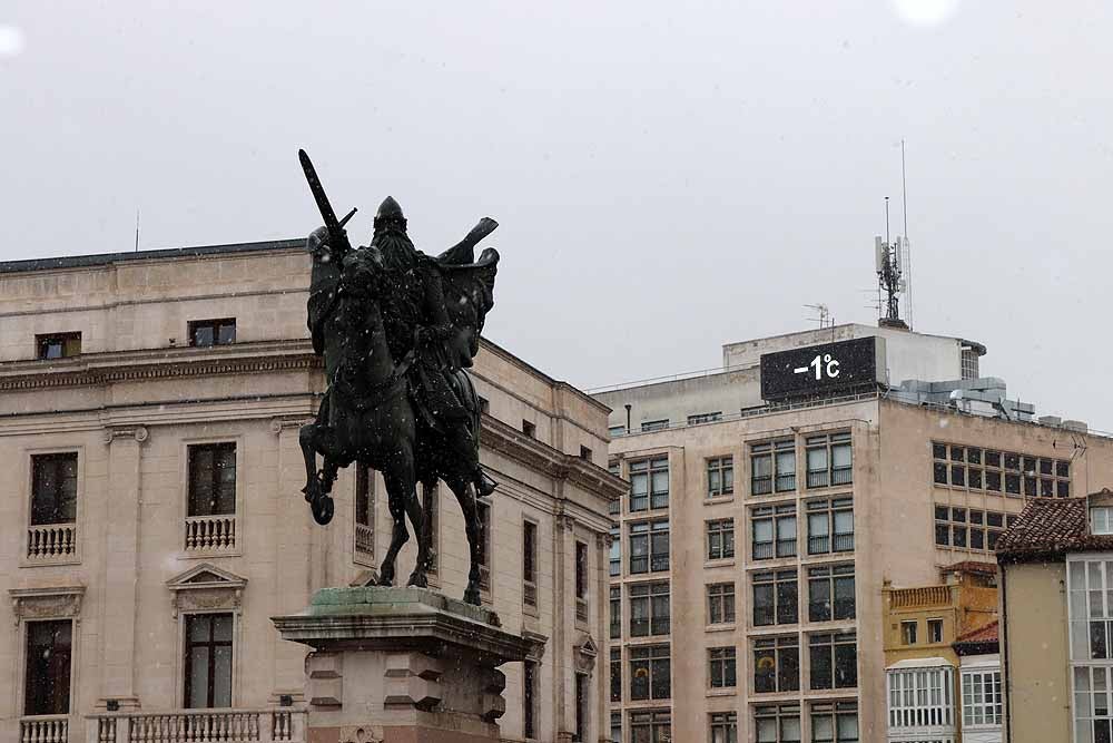 Fotos: La nieve llega a Burgos