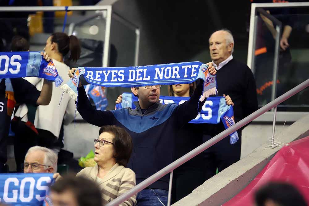 Un completo Coliseum no sirvió para que el San Pablo sumara una nueva victoria.