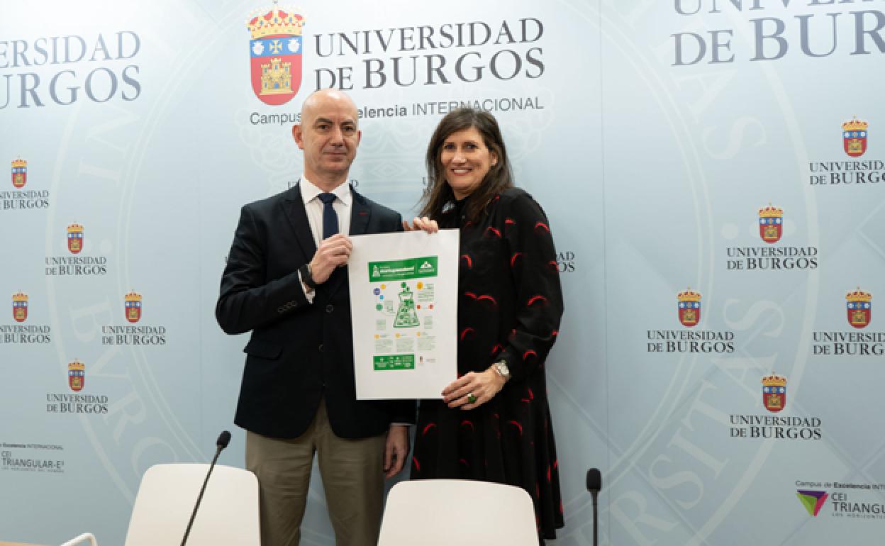 José Miguel García Pérez y Miriam Erviti en la presentación. 