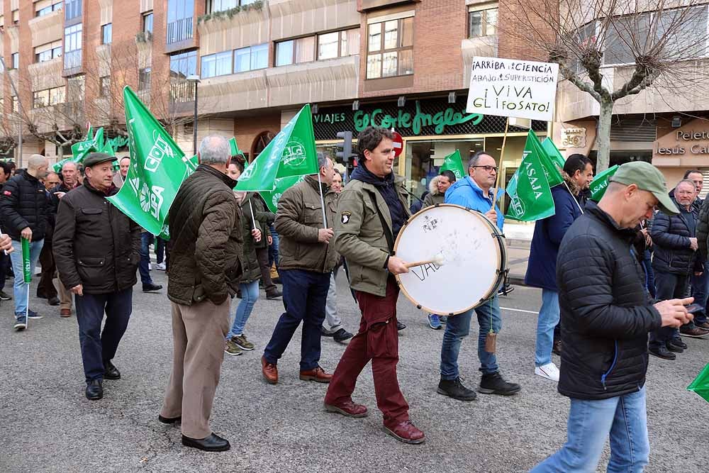 Fotos: Más de 400 agricultores y ganaderos se concentran en Burgos ante la falta de «rentabilidad» de sus explotaciones