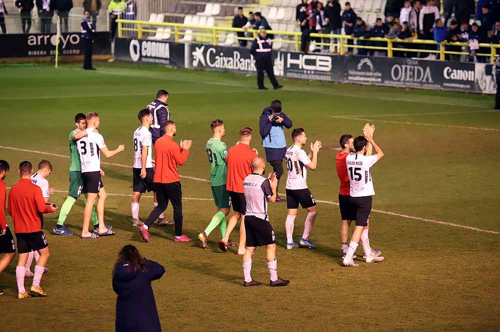 Fotos: Imágenes del encuentro entre el Burgos CF y la Cultural Leonesa