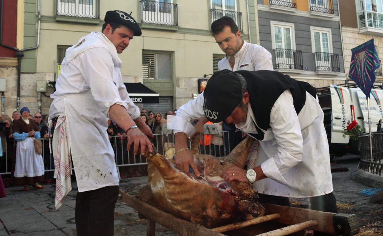 La Fiesta de la Matanza se celebra en la Plaza de La Flora