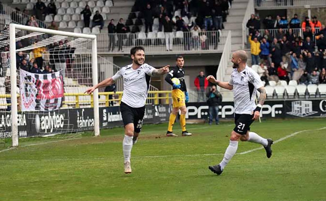 Miki Muñoz marcó el domingo su primer gol como blanquinegro. 