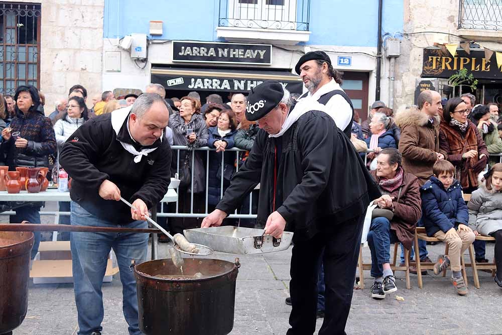 Fotos: Los Cucos celebran con los burgaleses su Fiesta de la Matanza