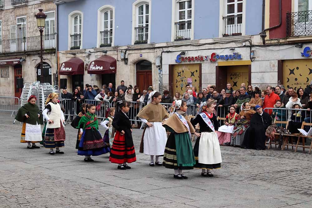 Fotos: Los Cucos celebran con los burgaleses su Fiesta de la Matanza