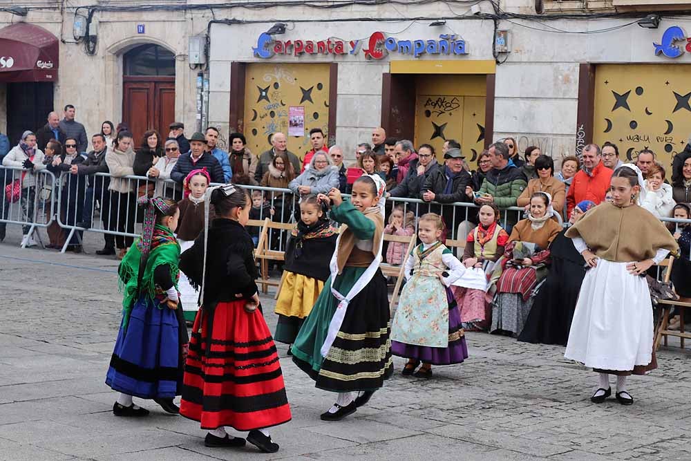 Fotos: Los Cucos celebran con los burgaleses su Fiesta de la Matanza