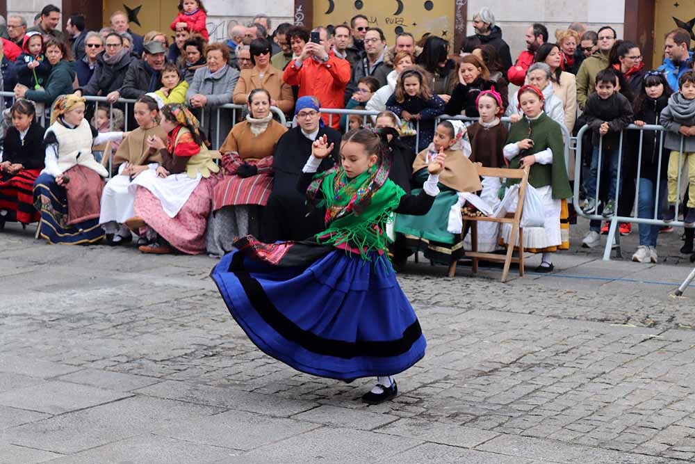 Fotos: Los Cucos celebran con los burgaleses su Fiesta de la Matanza