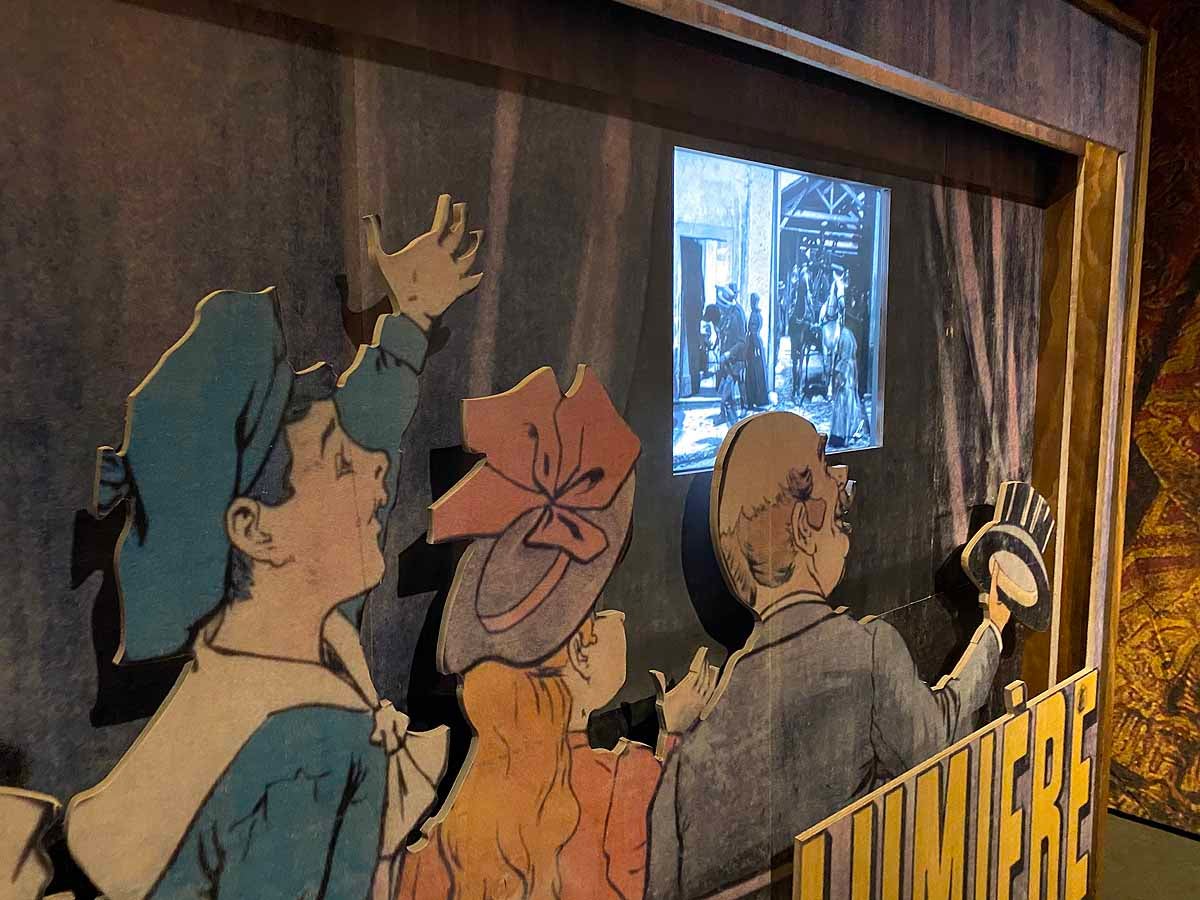 Una sugerente exposición sobre Méliès y el cine de 1900 