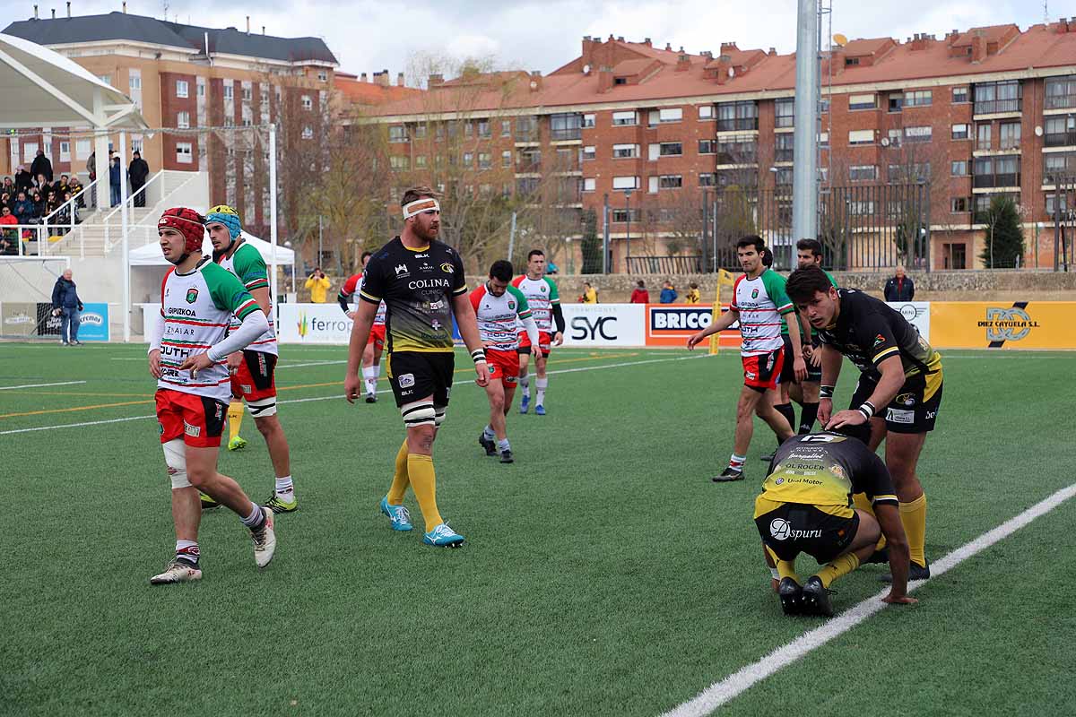 La afición se entregó con los gualdinegros que cosecharon otra victoria en casa.