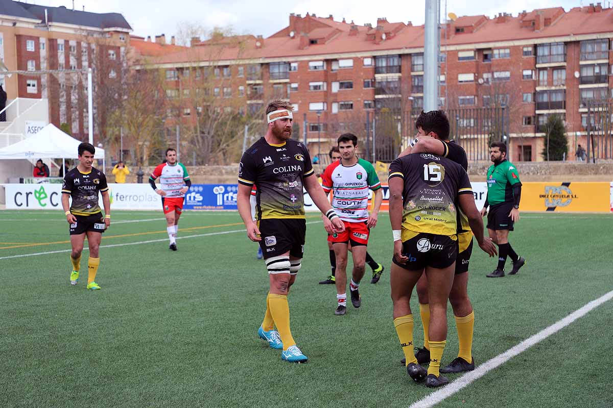 La afición se entregó con los gualdinegros que cosecharon otra victoria en casa.