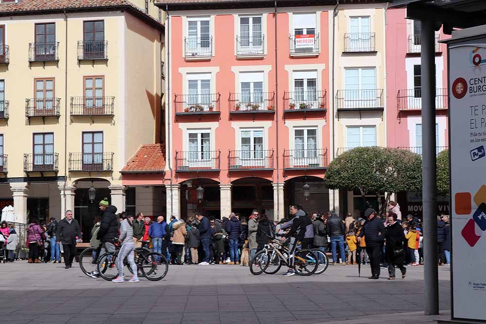 Fotos: Los ciclistas vuelve a llenar las calles de Burgos contra la Ordenanza de Movilidad