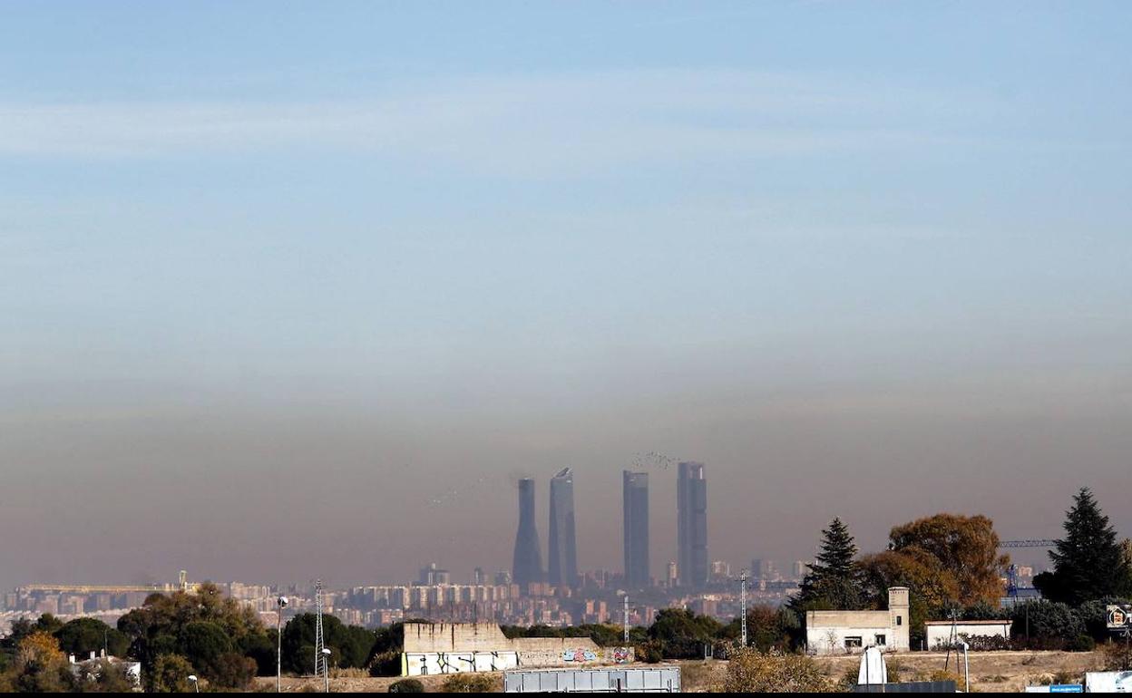 La 'boina' de contaminación de Madrid. 