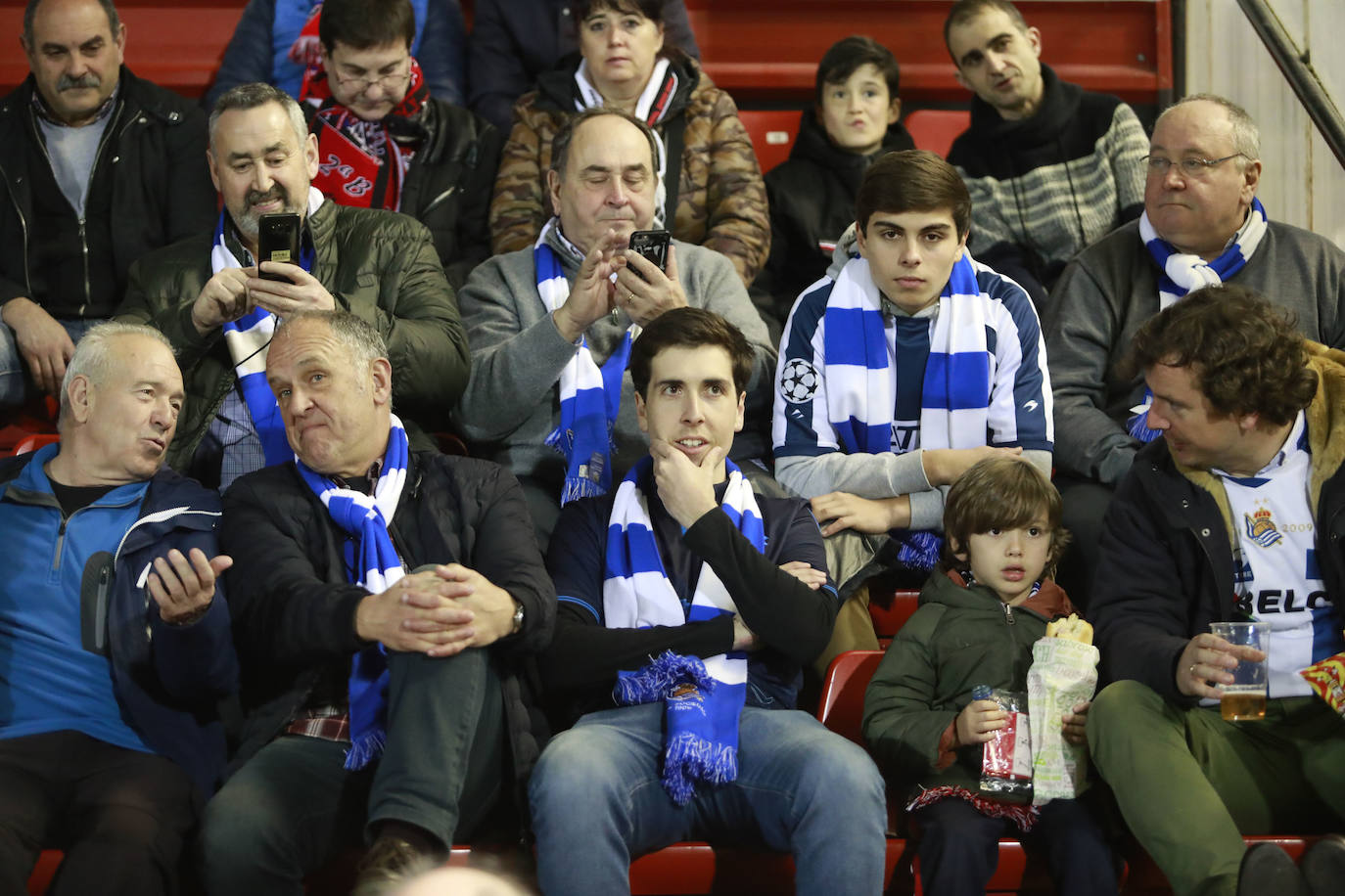 Fotos: Anduva vibra con su equipo a pesar de la derrota