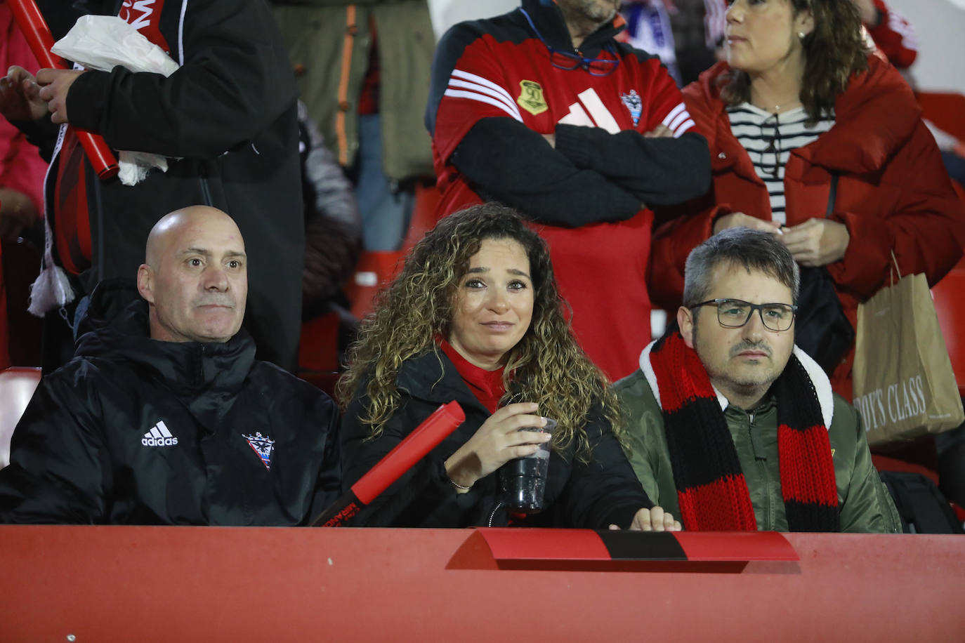 Fotos: Anduva vibra con su equipo a pesar de la derrota