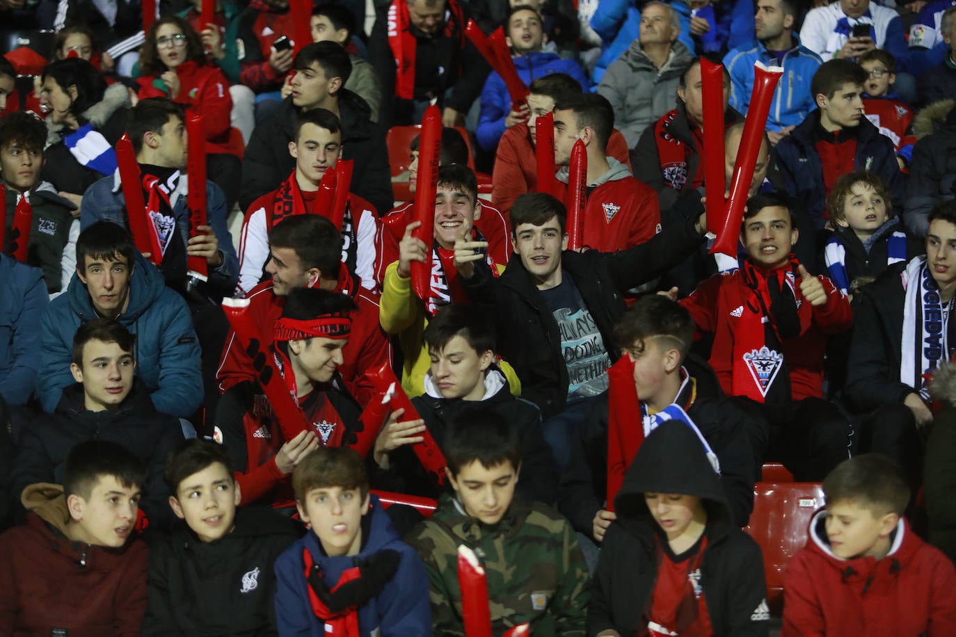 Fotos: Anduva vibra con su equipo a pesar de la derrota