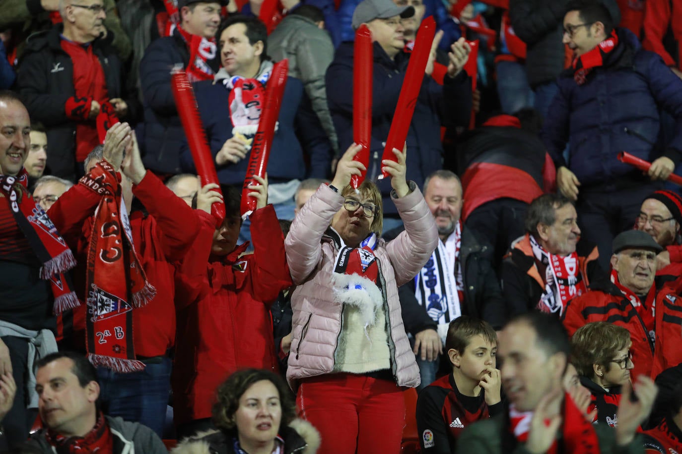 Fotos: Anduva vibra con su equipo a pesar de la derrota