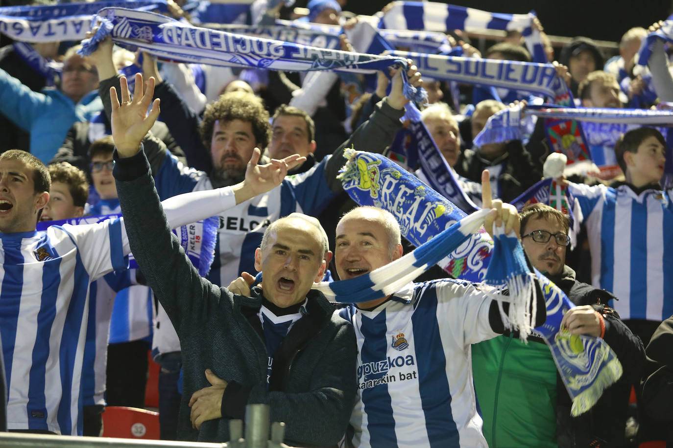 Fotos: Anduva vibra con su equipo a pesar de la derrota