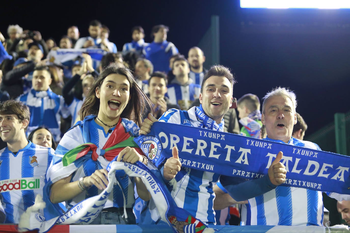 Fotos: Anduva vibra con su equipo a pesar de la derrota