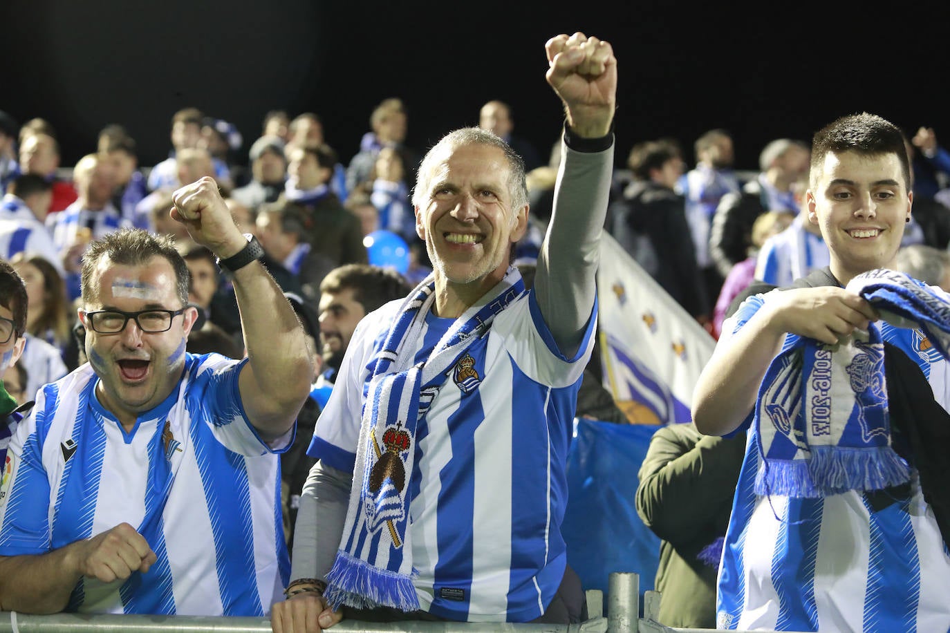 Fotos: Anduva vibra con su equipo a pesar de la derrota