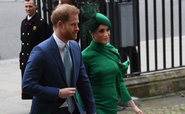 Imagen principal - Enrique y Meghan, este lunes en la abadía de Westminster.