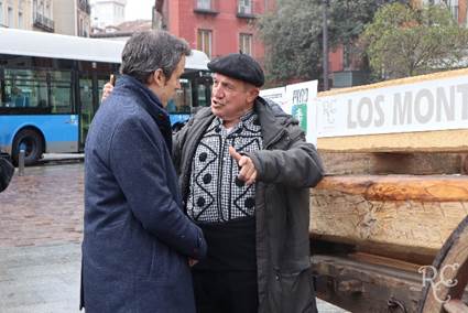 La escultura del burgalés Humberto Abad se instaló en una plaza madrileña durante los actos que se celebraron para ensalzar la actividad selvicultora y la ordenación de los bosques