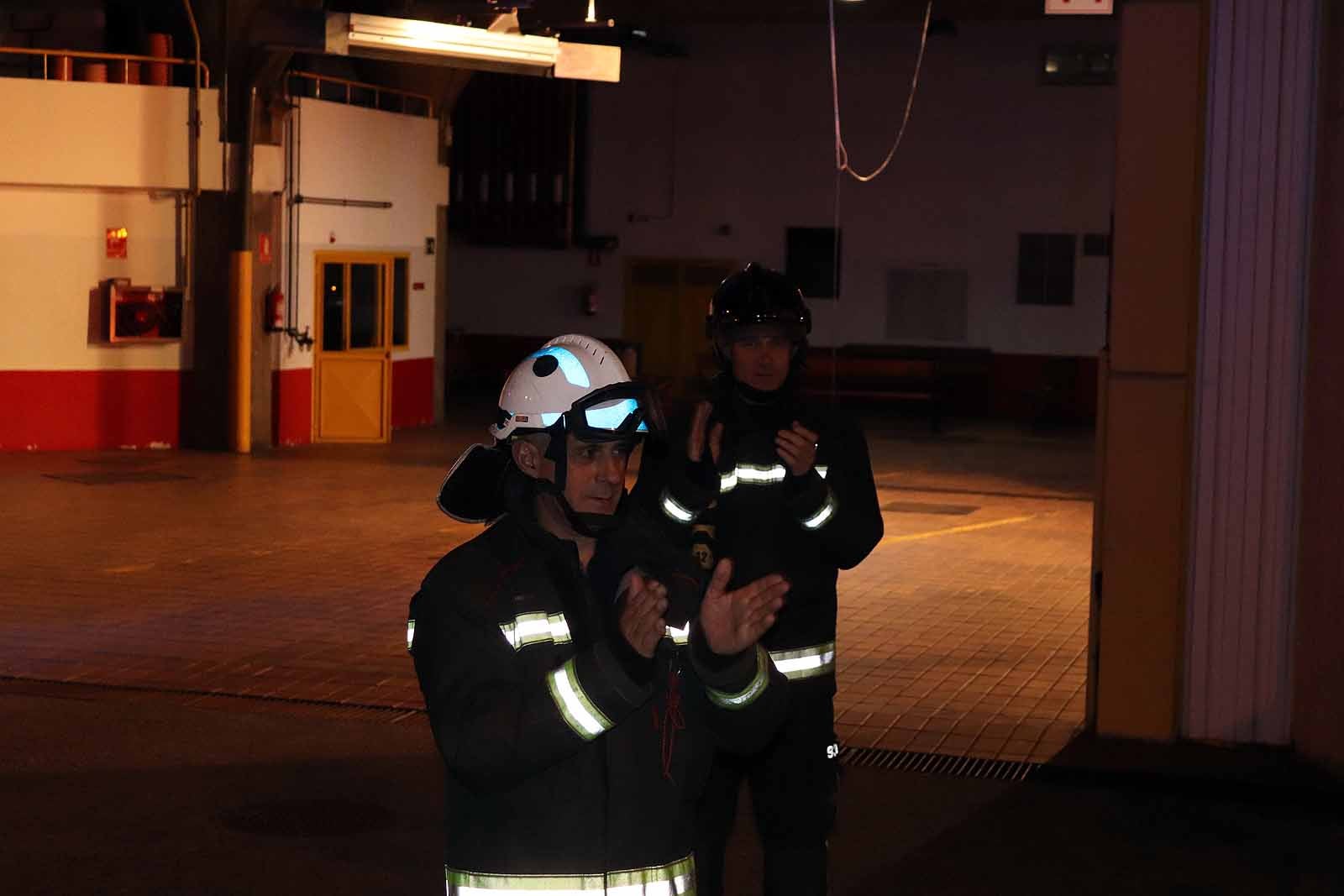 Emotivo minuto sonoro de los Bomberos de Burgos en el parque.