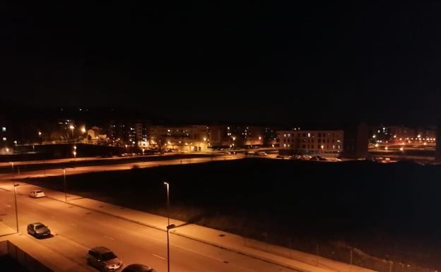 Aplausos, juegos de luces y 'Resistiré' del Dúo Dinámico en la tarde-noche de Burgos