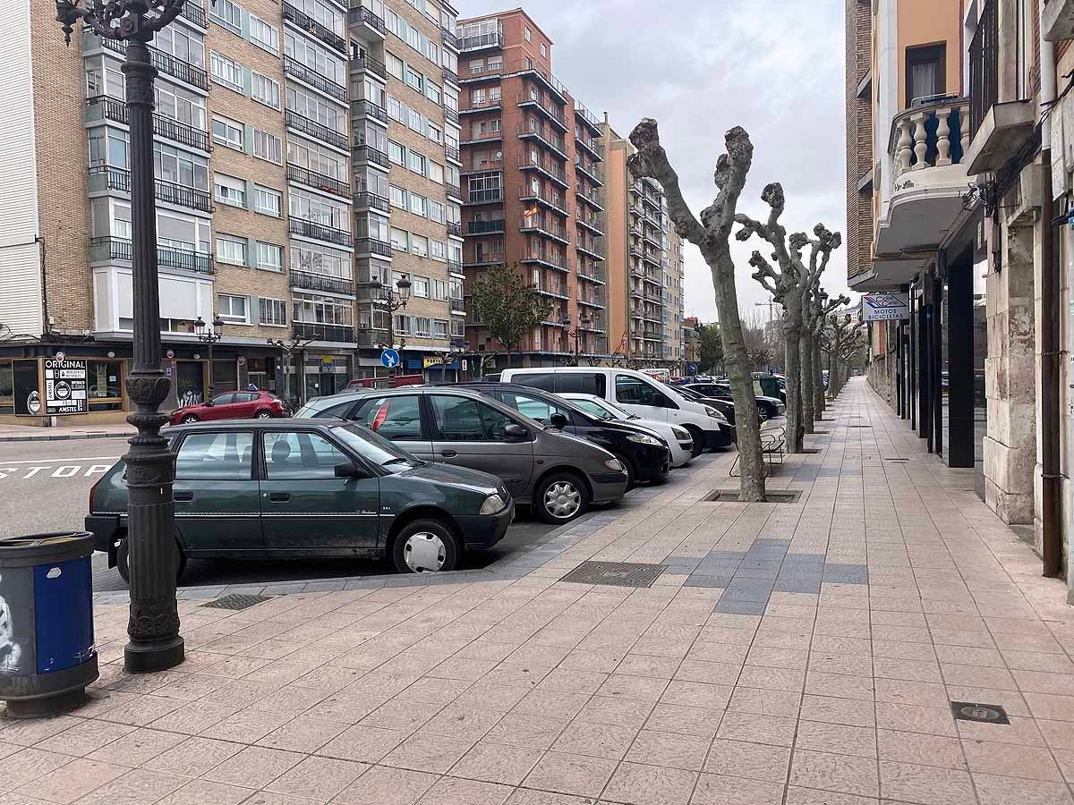 Es cada vez más habitual ver a la ciudadanía con mascarilla.