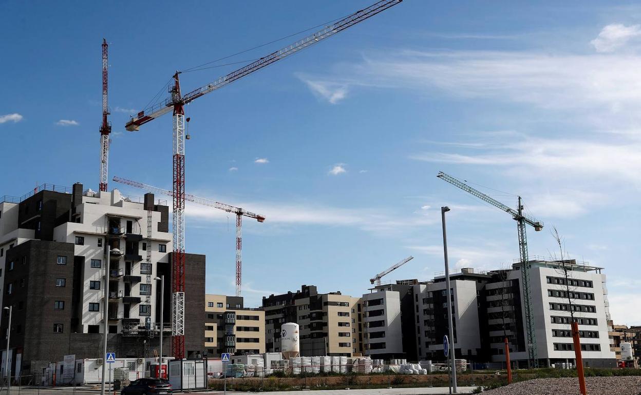 Edificios en contrucción en Madrid.