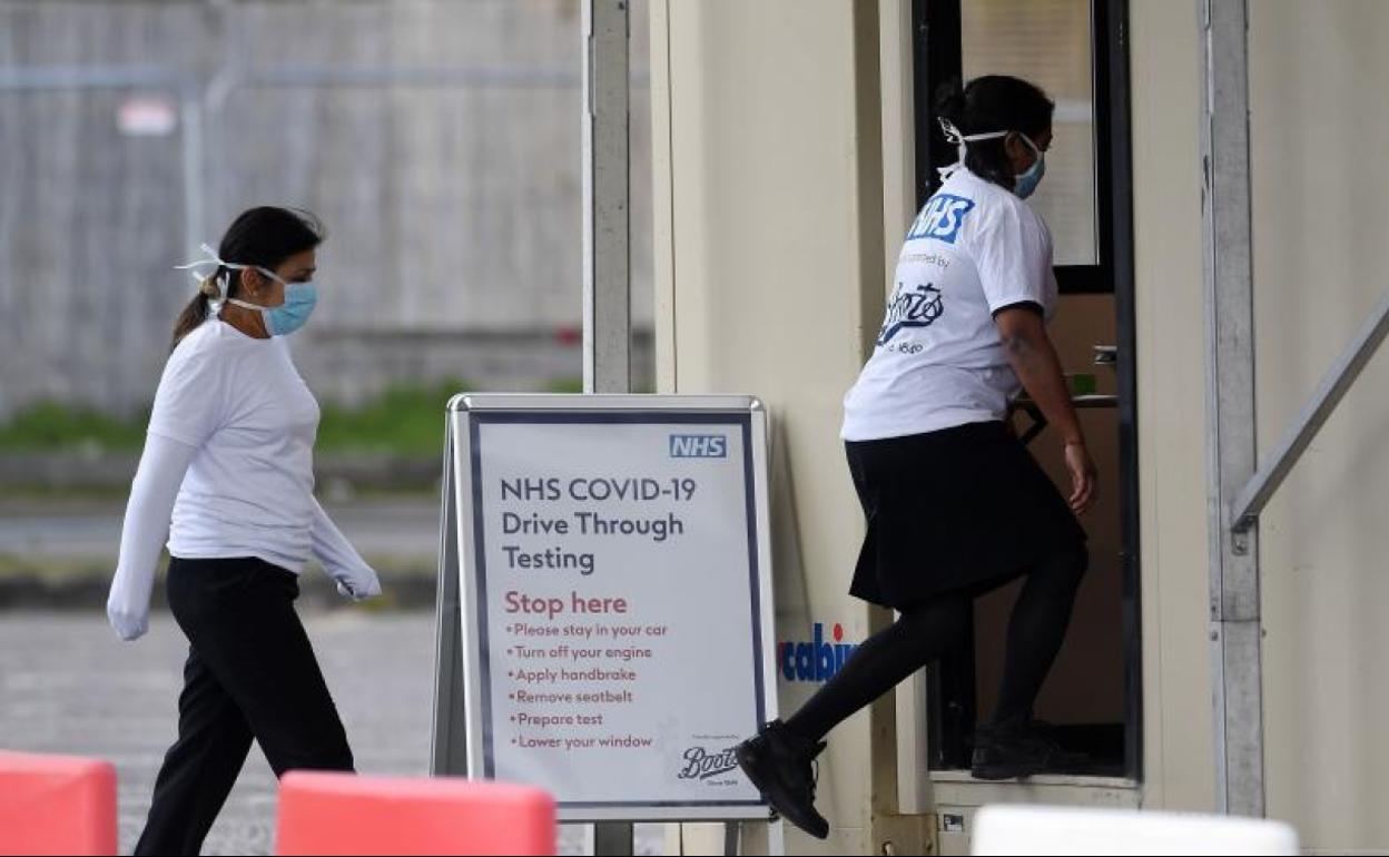 Centro de detección rápida del coronavirus en en Londres.