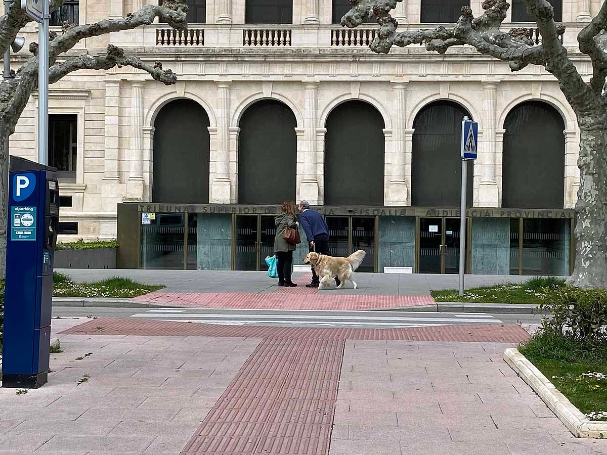 Este Miércoles se ha podido ver a más vecinos que otros días por las calles de la capital.