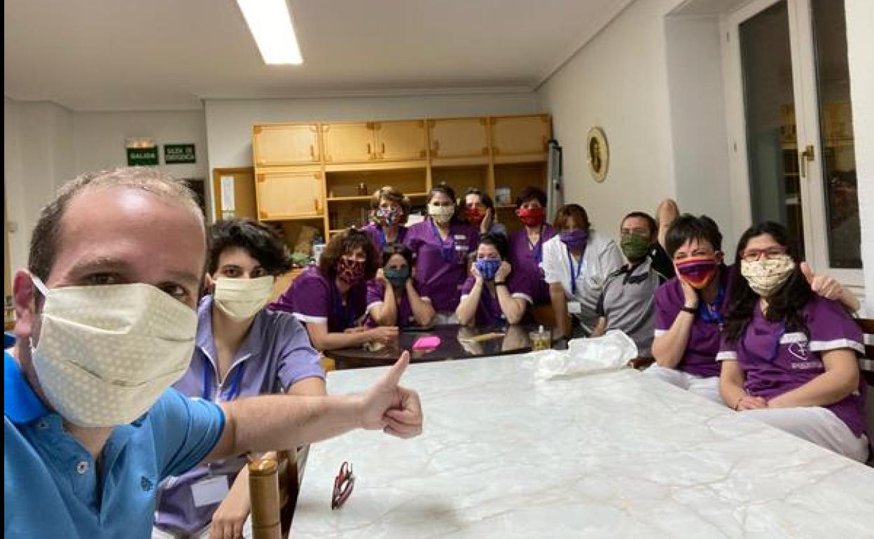 Trabajadores de la residencia de ancianos San Jerónimo de Estella (Navarra)