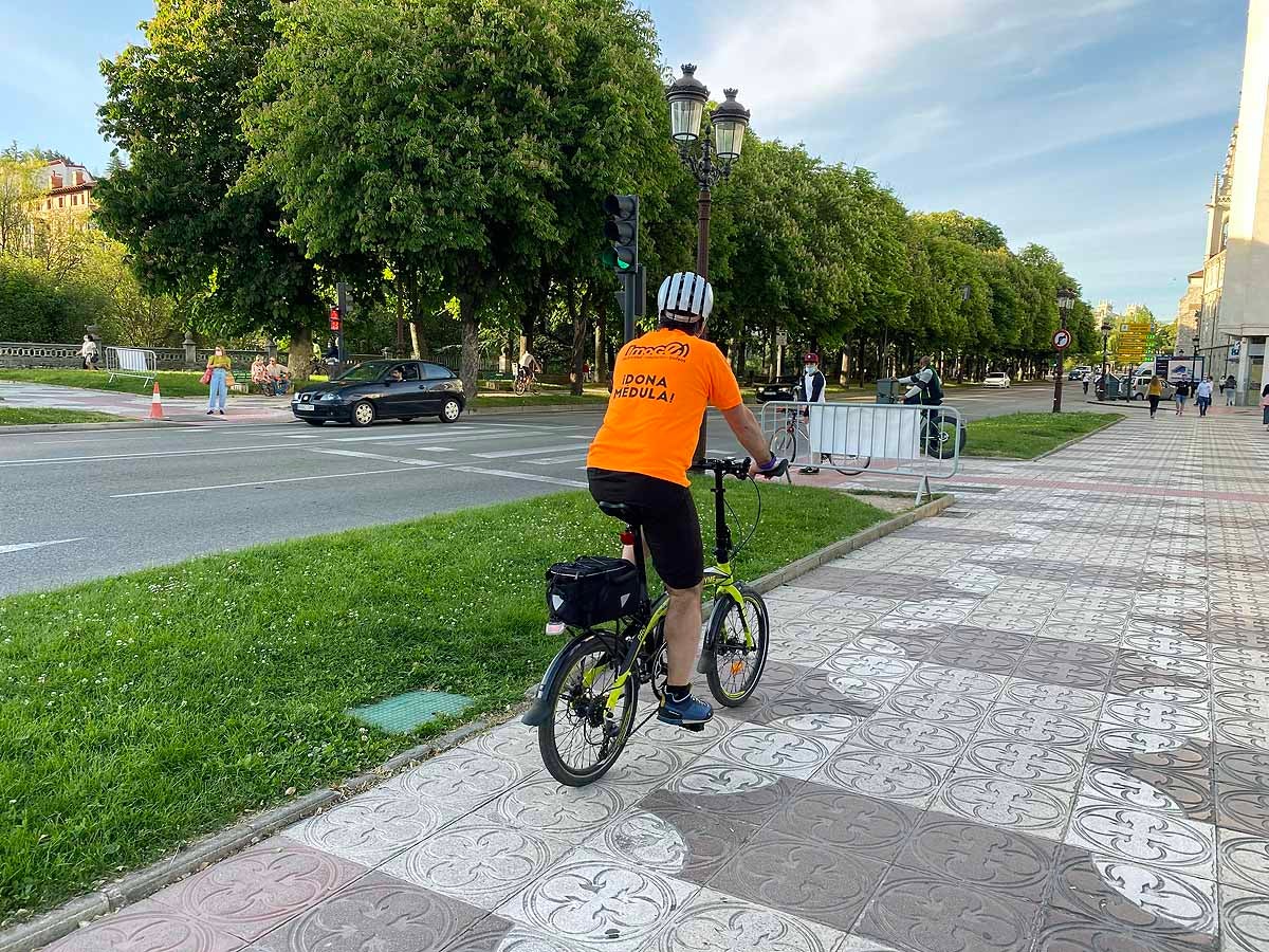 Coronavirus Fotos: Las bicicletas se adelantan al verano en Burgos