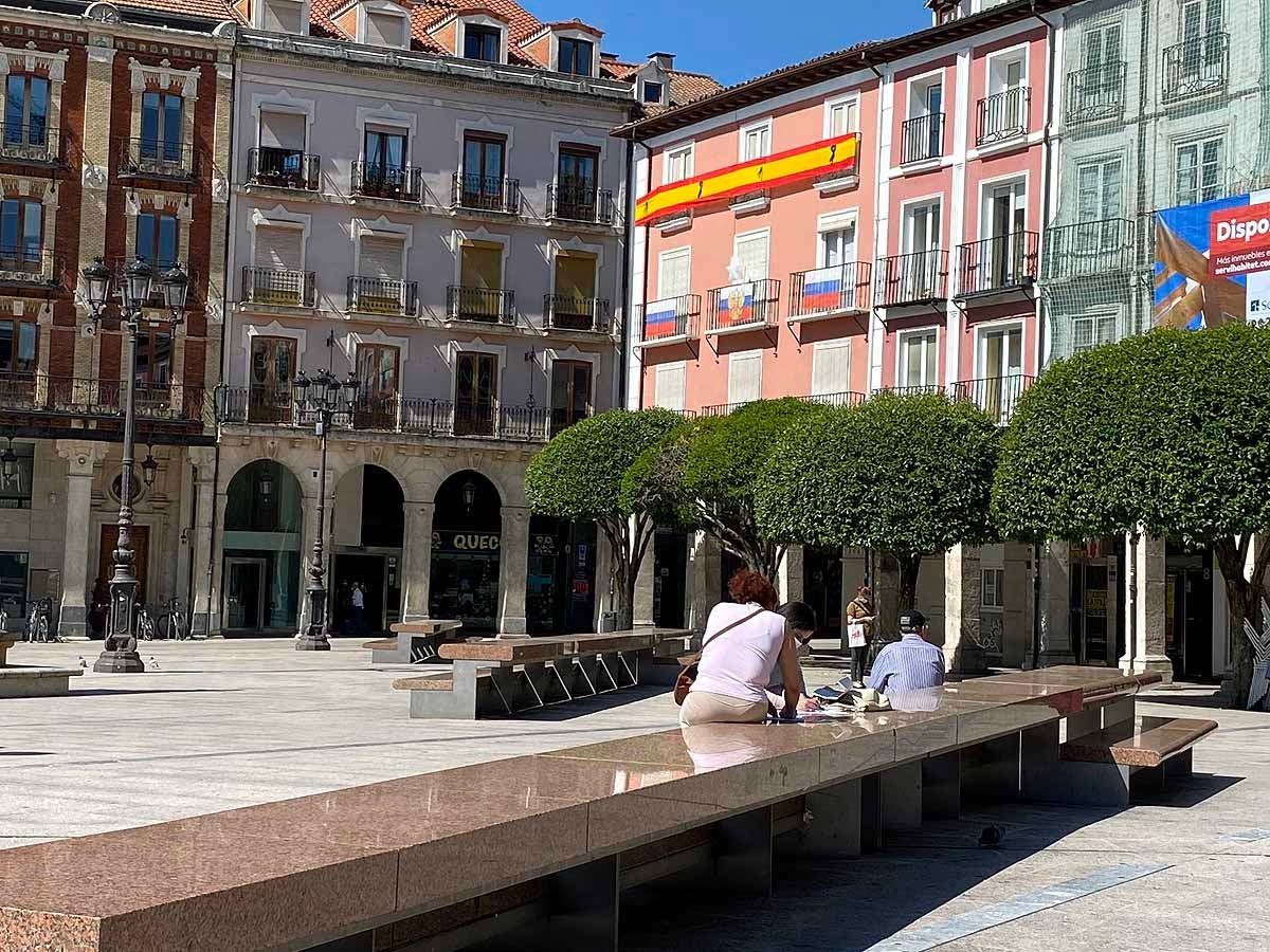 Burgos Fotos: El verano se adelanta en la capital