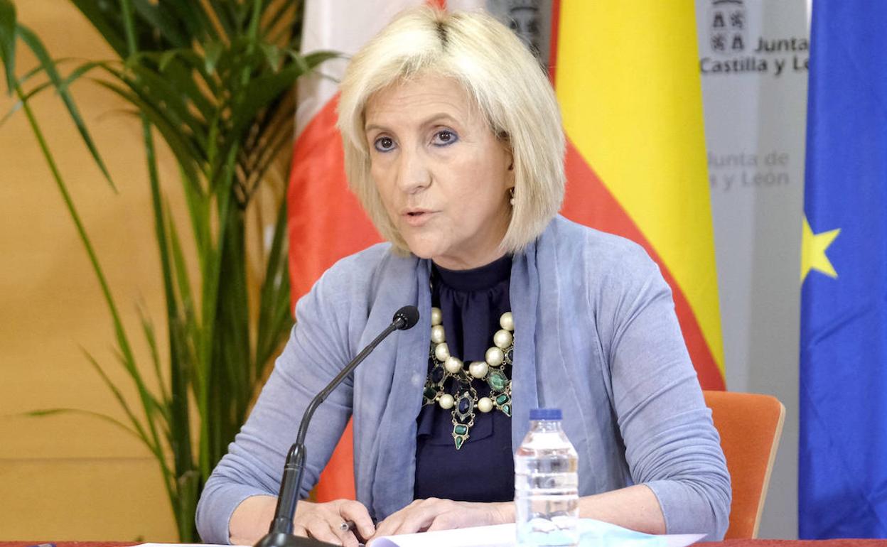 La consejera de Sanidad, en una rueda de prensa. 