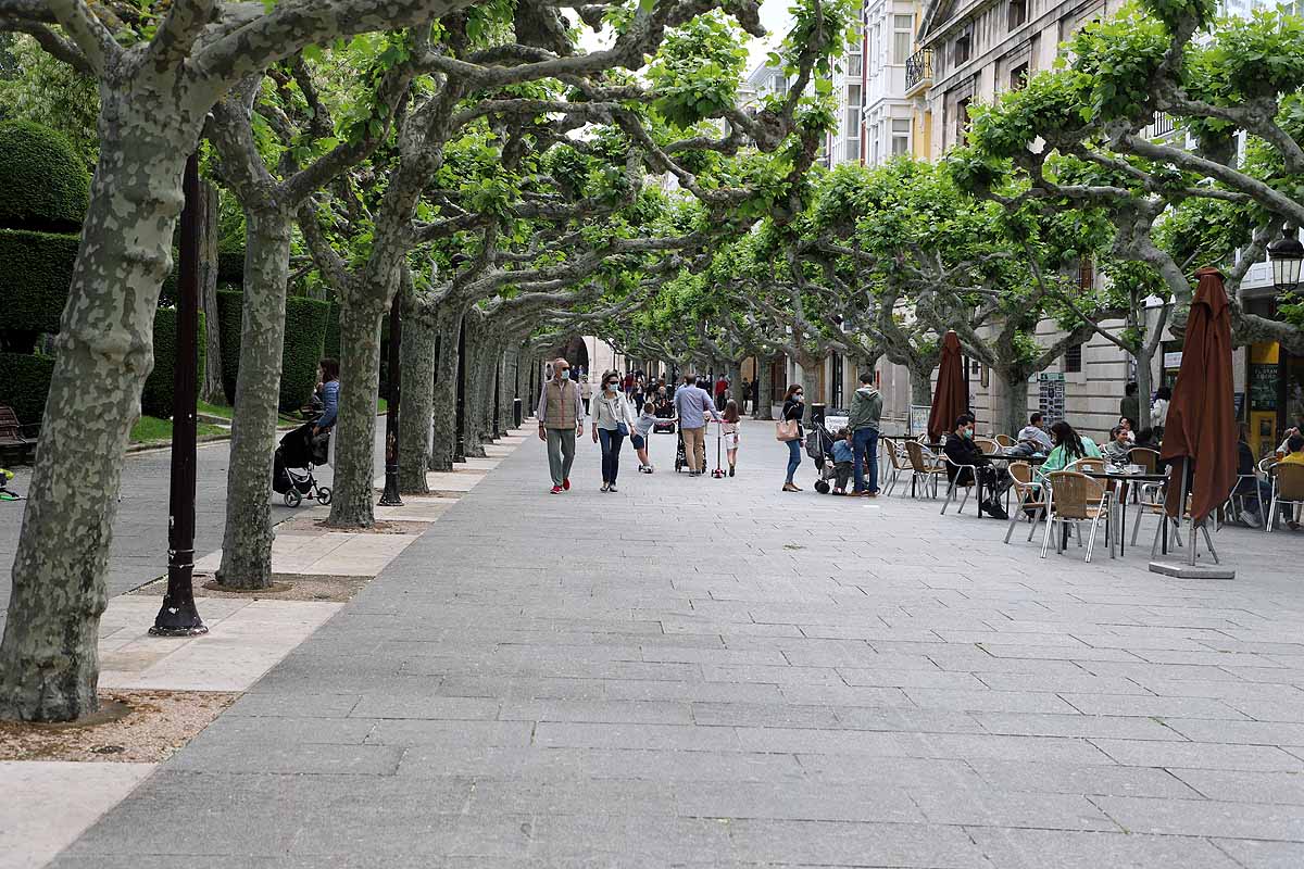 Desescalada Fotos: Tarde de cafés y cañas con amigos en Burgos