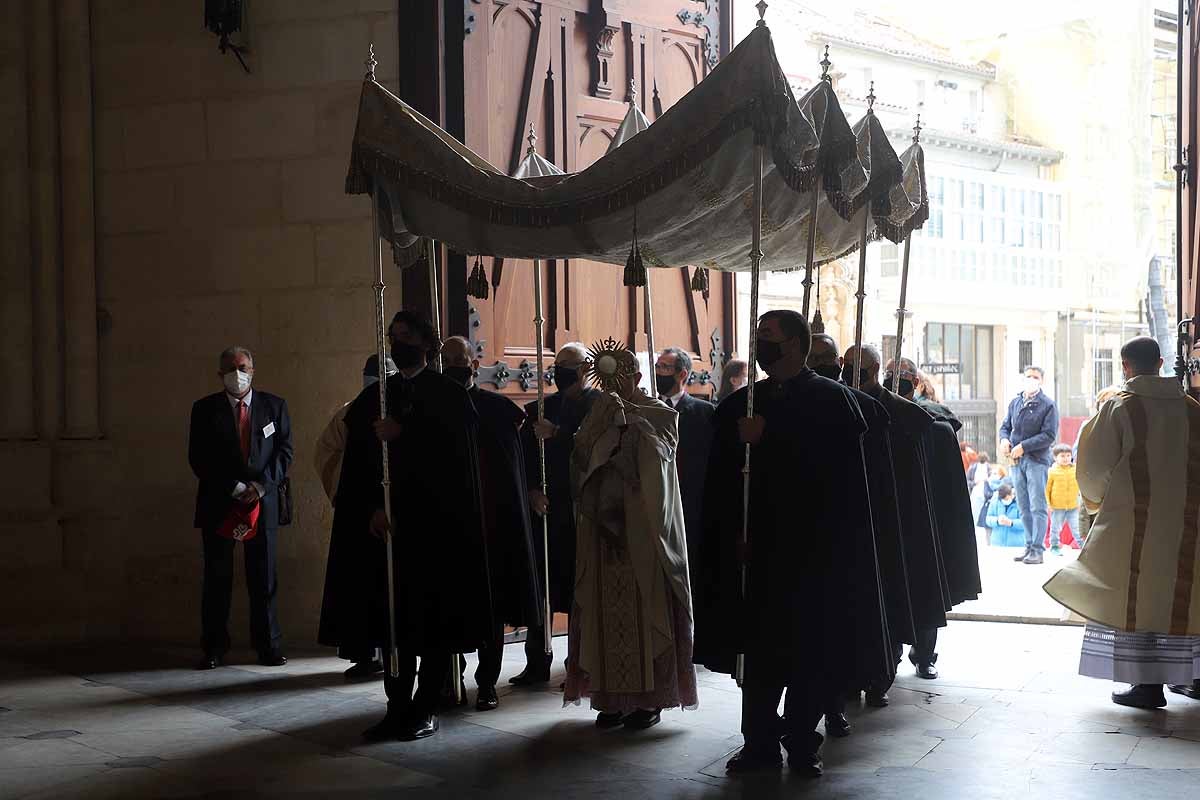 Fotos: El Corpus en tiempos de pandemia en Burgos