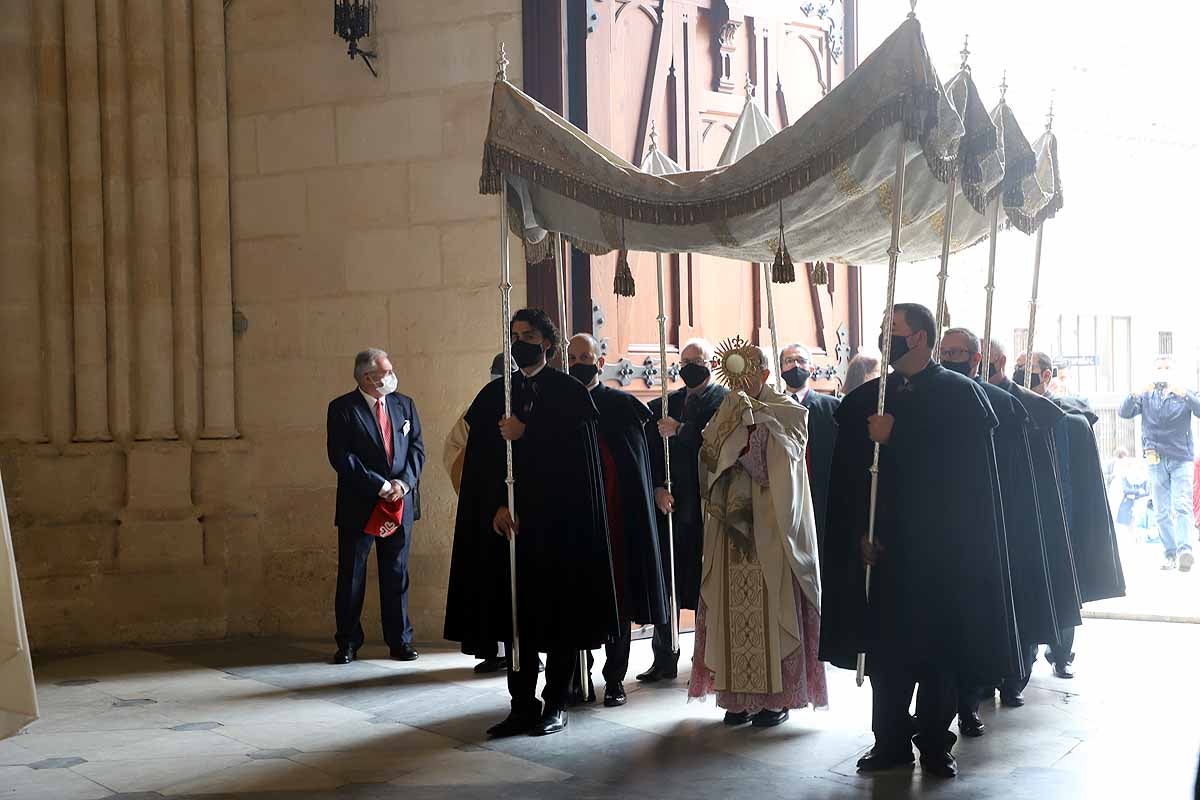 Fotos: El Corpus en tiempos de pandemia en Burgos