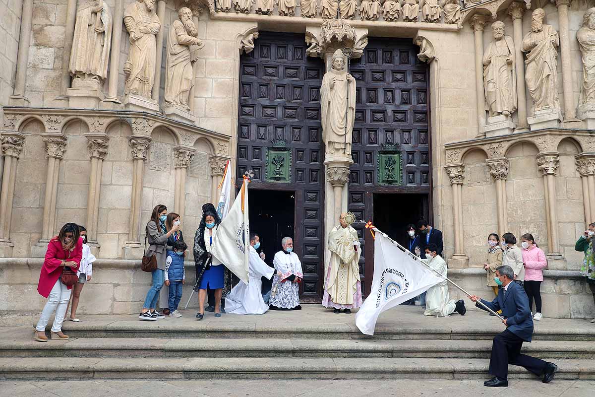 Fotos: El Corpus en tiempos de pandemia en Burgos