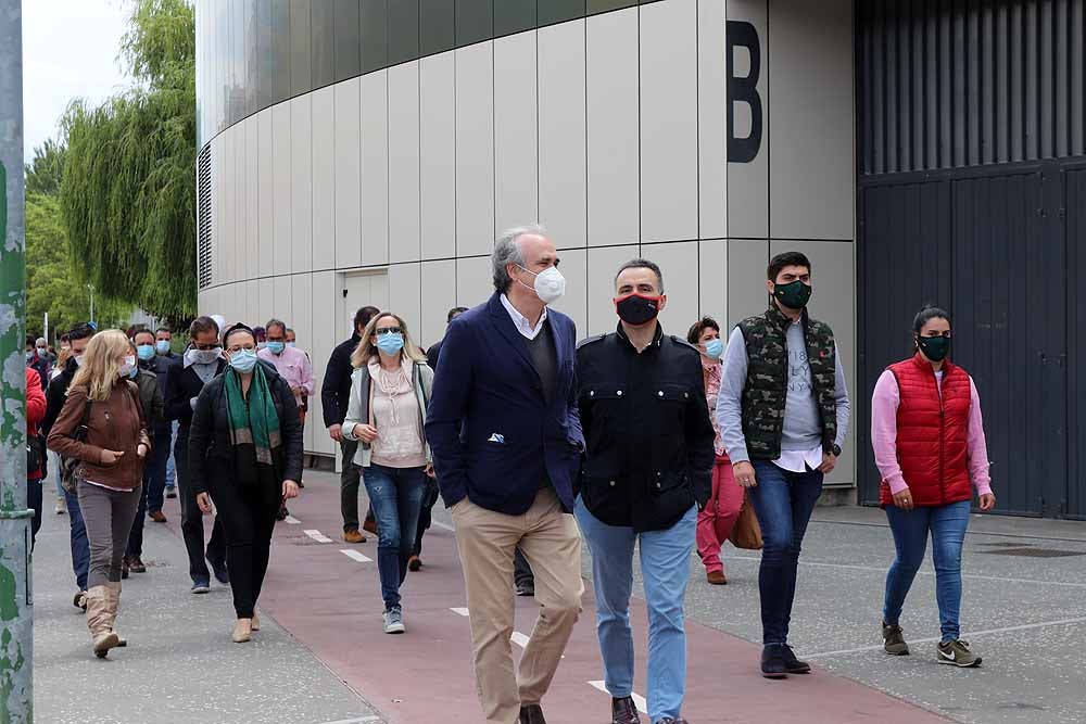 Fotos: El mundo del toro sale a la calle en Burgos para exigir libertad e igualdad de trato para aficionados y profesionales