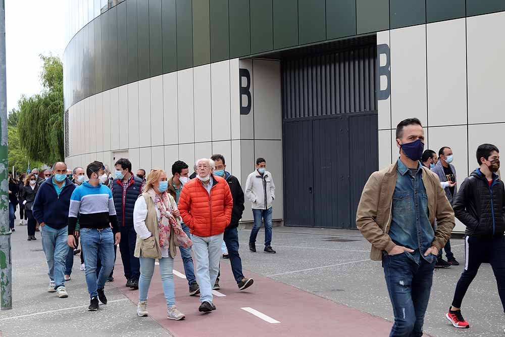 Fotos: El mundo del toro sale a la calle en Burgos para exigir libertad e igualdad de trato para aficionados y profesionales