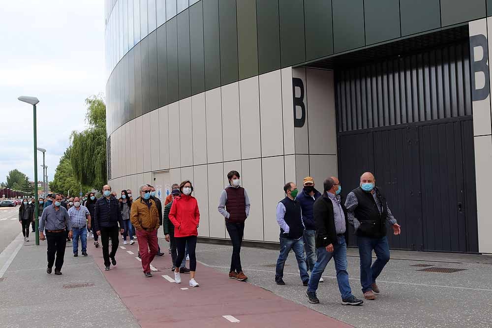 Fotos: El mundo del toro sale a la calle en Burgos para exigir libertad e igualdad de trato para aficionados y profesionales