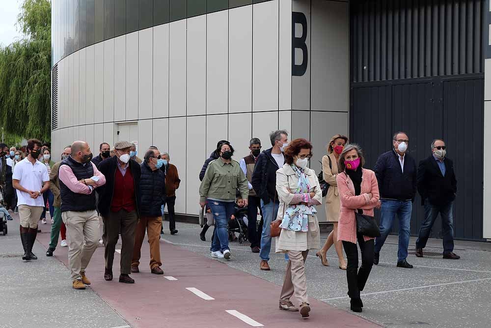 Fotos: El mundo del toro sale a la calle en Burgos para exigir libertad e igualdad de trato para aficionados y profesionales