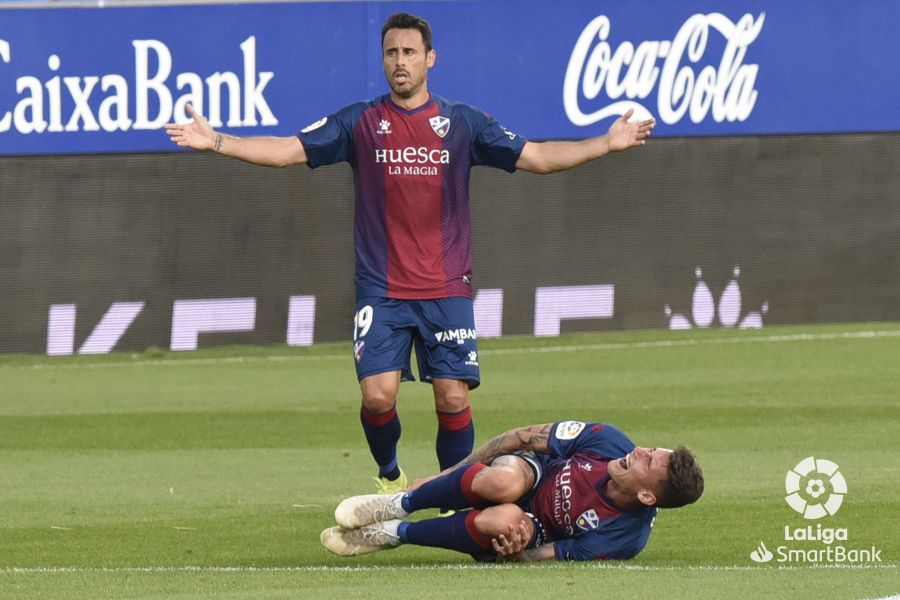 Fotos: El Mirandés da la sorpresa en Huesca